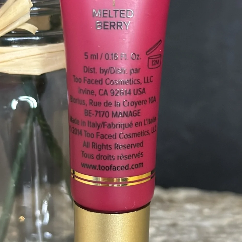 Too Faced Melted Liquified Long Wear Lipstick in Melted‎ Berry